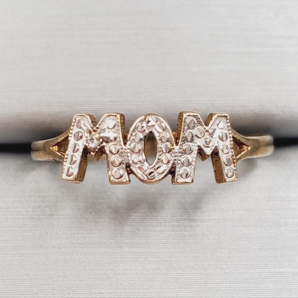 10k Solid Yellow Gold Mom or Wow Genuine Diamond Accent Ring